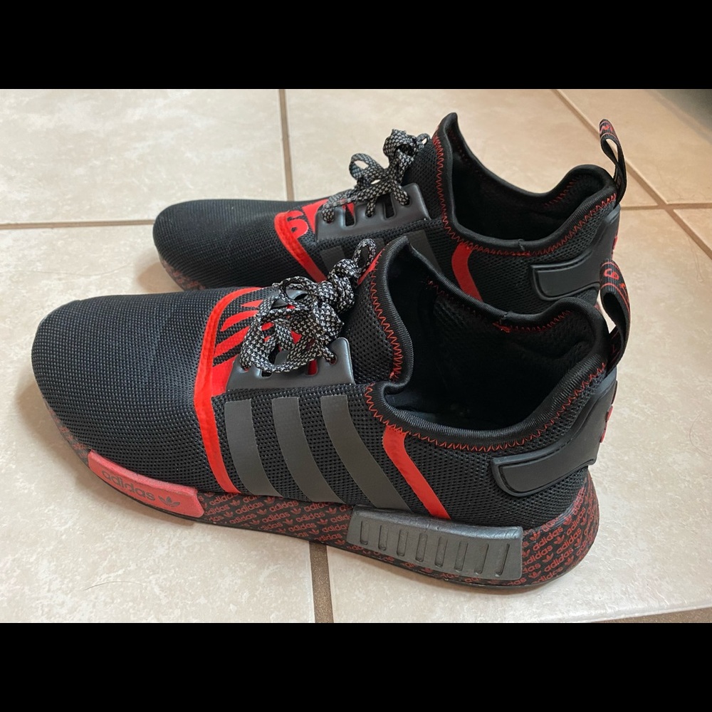 Adidas NMD R1 Shoes